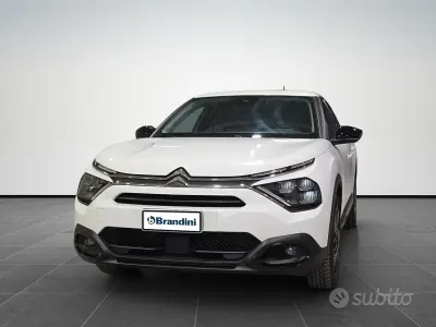 Begagnad Citroën C4 Shine 131 HK (96 kW) 2023 Vit SUV