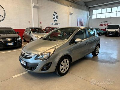 usata Opel Corsa 1.2 Benz -GPL. O.k. Neopatentati