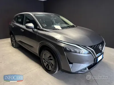 Usata Nissan Qashqai 158 CV (116 kW) 2024 Grigio metallizzato SUV