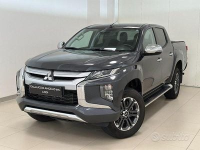 Usata Mitsubishi L200 Select 150 CV (110 kW) 2022 Grigio Pick-up