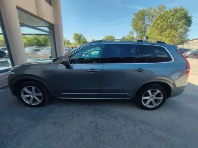 Usata Volvo XC90 Momentum 235 CV (172 kW) 2018 SUV