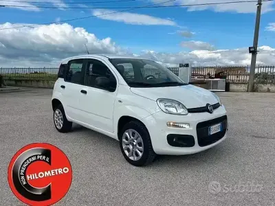 Käytetty Fiat Panda Easy 70 HP (51 kW) 2018 Valkoinen Viistoperä