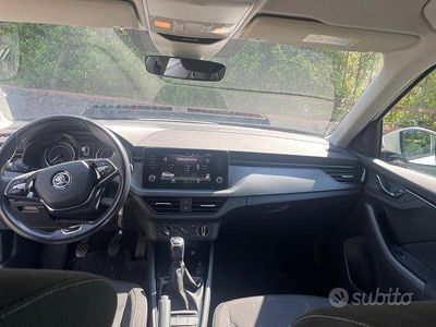 Usata Skoda Kamiq 90 CV (66 kW) 2021 Bianco SUV