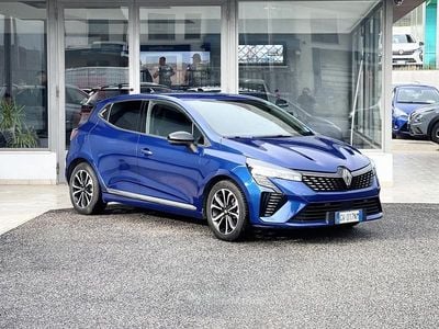 Usata Renault Clio V Evolution 91 CV (66 kW) 2024 Blu Berlina