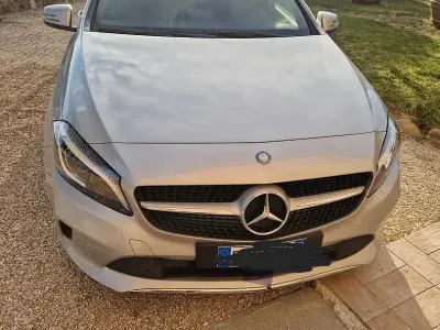 Usata Mercedes 180 102 CV (75 kW) 2017 Berlina