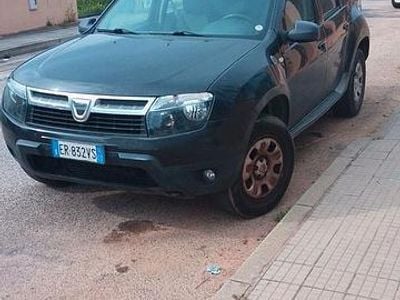 Usata Dacia Duster Lauréate 110 CV (80 kW) 2013 Nero SUV