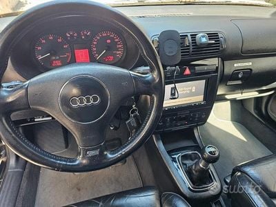 Usata Audi A3 225 CV (165 kW) 2001 Nero Utilitaria