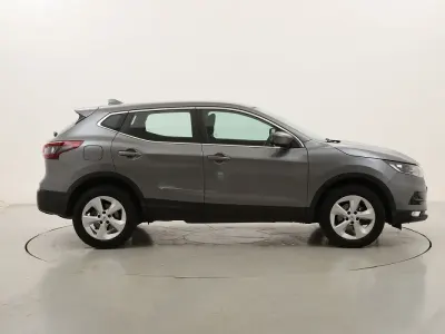 Usata Nissan Qashqai 140 CV (102 kW) 2020 Grigiogrigio SUV