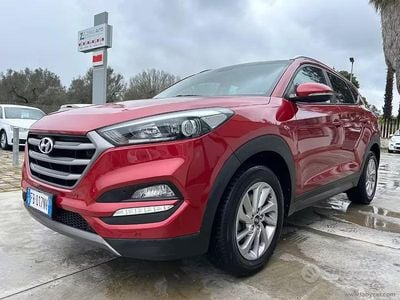 Usata Hyundai Tucson Comfort 116 CV (85 kW) 2015 Rosso SUV
