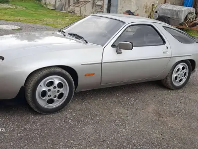 Usata Porsche 928 300 CV (220 kW) 1980 Grigio Coupé