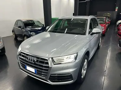 Occasion Audi Q5 Business 204 PK (150 kW) 2020 Zilver SUV