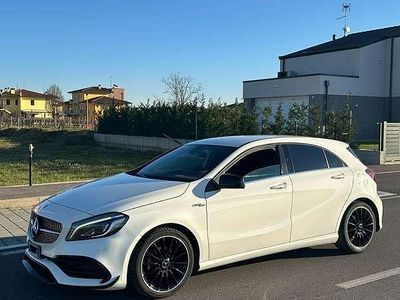 Usata Mercedes A180 Edition 109 CV (80 kW) 2015 Berlina