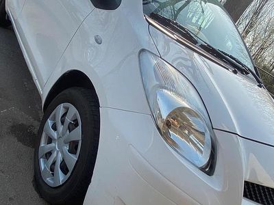 Usata Toyota Yaris 2009 Bianco Utilitaria