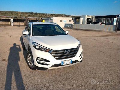 Usata Hyundai Tucson Xpossible 116 CV (85 kW) 2016 Bianco SUV