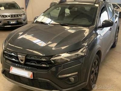 Gebraucht Dacia Sandero Comfort 101 PS (74 kW) 2022 Grau Limousine