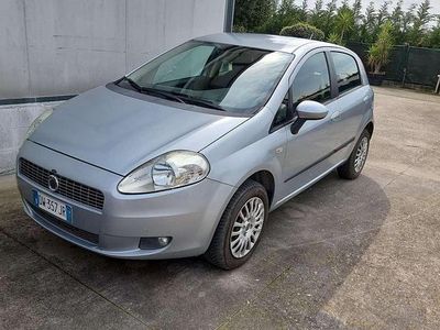 Usata Fiat Grande Punto Dynamic 77 CV (56 kW) 2009 Utilitaria