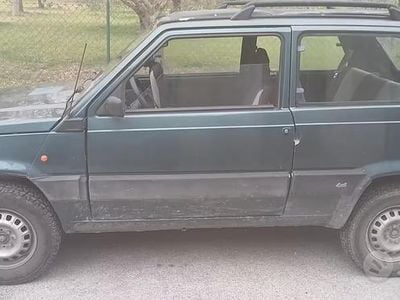 Usata Fiat Panda 4x4 Club 50 CV (36 kW) 1994 Verde Utilitaria