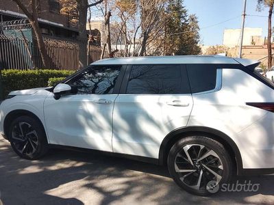 Usata Mitsubishi Outlander 2023 Bianco SUV