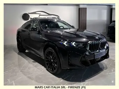 Usata BMW X6 M Sport 298 CV (219 kW) 2025 Black sapphire SUV
