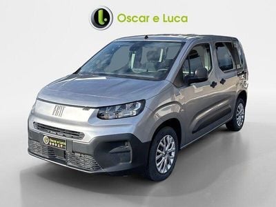 Usata Fiat Doblò 131 CV (96 kW) 2024 Grigio Monovolume