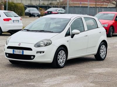Usata Fiat Punto Evo 75 CV (55 kW) 2015 Bianco Utilitaria