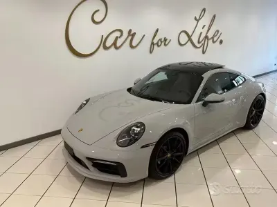 Usata Porsche 911 Carrera 385 CV (283 kW) 2021 Grigio Coupé