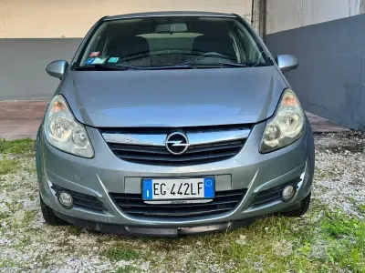 Usata Opel Corsa 86 CV (63 kW) 2011 Grigio Utilitaria
