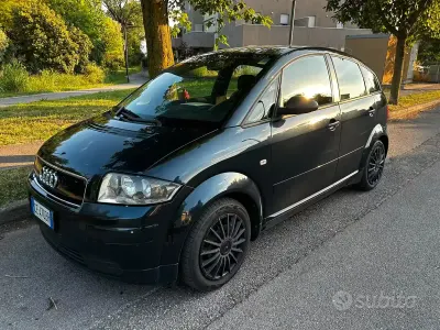 Usata Audi A2 75 CV (55 kW) 2001 Nero Utilitaria