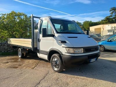 Usata Iveco Daily 136 CV (100 kW) 2006 Bianco