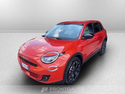 Usata Fiat 600 La Prima 61 kW (84 CV) 2023 Arancio sole d'italia (metalli SUV