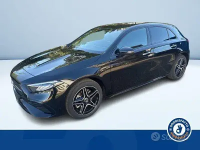 Uusi Mercedes A250 2026 Musta Sedan