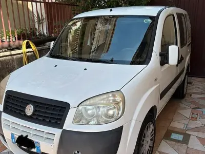 Usata Fiat Doblò 120 CV (88 kW) 2006 Bianco Monovolume