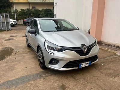Brugt Renault Clio V Equilibre 91 HK (66 kW) 2023 Sølv Sedan