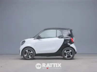 Usata Smart ForTwo Electric Drive Passion 60 kW (82 CV) 2022 Bianco Berlina