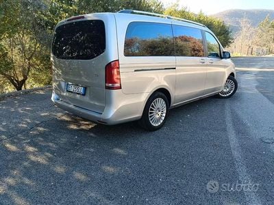 Usata Mercedes V220 Executive 163 CV (119 kW) 2015 Grigio Monovolume