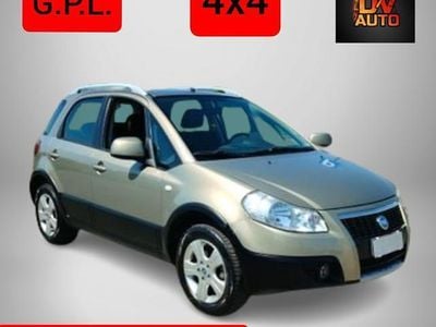 Usata Fiat Sedici 107 CV (78 kW) 2006 Grigio SUV
