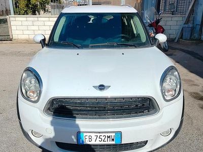 Begagnad Mini Countryman 111 HK (81 kW) 2015 Vit SUV