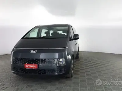 Usata Hyundai Staria 177 CV (130 kW) 2024 Grigio Monovolume