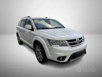 Usata Fiat Freemont Lounge 170 CV (125 kW) 2015 Bianco SUV