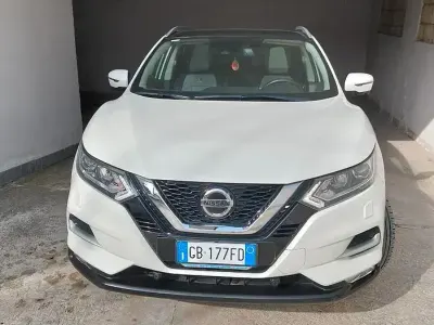 Usata Nissan Qashqai 110 CV (80 kW) 2020 Bianco SUV