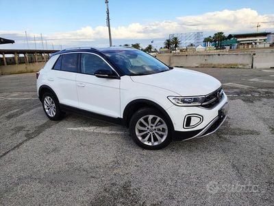 Usata VW T-Roc Style 116 CV (85 kW) 2022 Bianco SUV