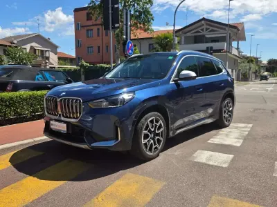 Usata BMW iX1 xLine 94 kW (128 CV) 2023 Blu/azzurro SUV