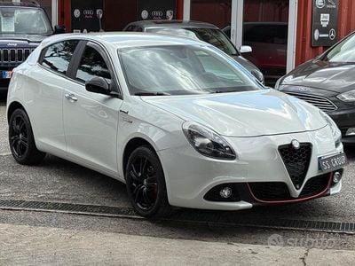 Usata Alfa Romeo Giulietta Exclusive 105 CV (77 kW) 2013 Bianco Utilitaria