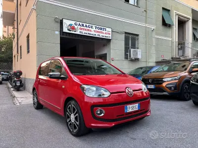 Usata VW up! Move 60 CV (44 kW) 2012 Rosso Utilitaria