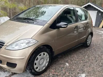 Begagnad Mercedes A160 Avantgarde 82 HK (60 kW) 2006 Beige Sedan