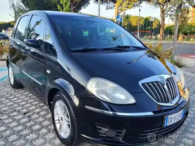 Usata Lancia Musa 77 CV (56 kW) 2009 Nero Monovolume