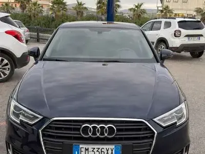 Usata Audi A3 Sport 116 CV (85 kW) 2018 Blu/azzurro Berlina
