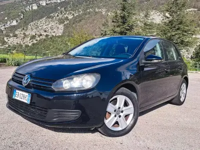 Usata VW Golf VI 140 CV (102 kW) 2010 Nero Utilitaria