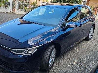 Usata VW Golf VII Life 115 CV (84 kW) 2021 Blu Utilitaria