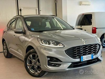 Usata Ford Kuga ST-Line X 152 CV (111 kW) 2022 Grigio SUV